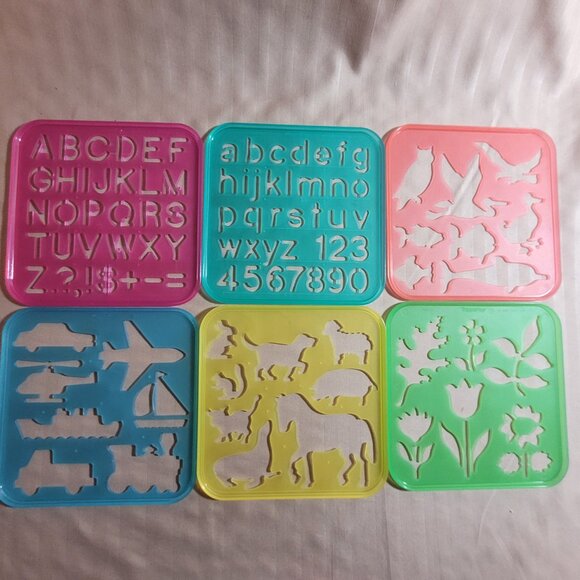 Tupperware Stencils and Carrying Case - Picture 2 of 5